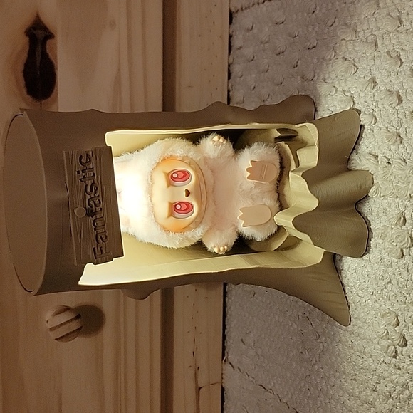 Display Stump For Labubu With Light - Picture 3 of 10